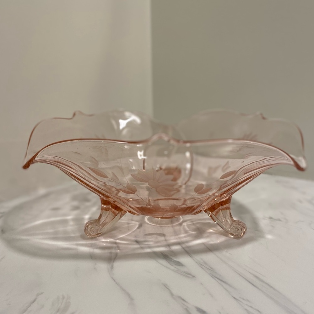 1930s Lancaster Glass three scrolled feet pink depression glass bowl